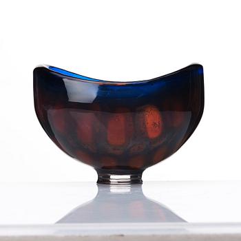 Sven Palmqvist, a "Ravenna" glass bowl, Orrefors 1952.
