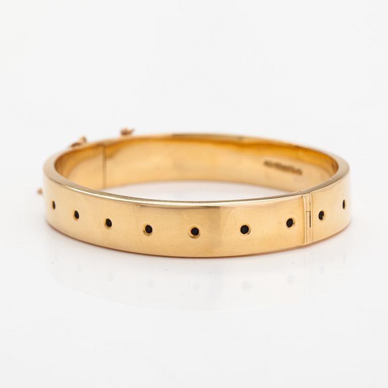 Kirsti Ilvessalo, An 18K gold and enamel bracelet. Westerback/Kalevala Koru, Helsinki 1959.