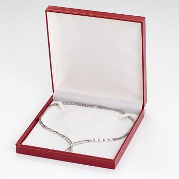 An 18K white gold necklace with diamonds ca. 1.25 ct in total.