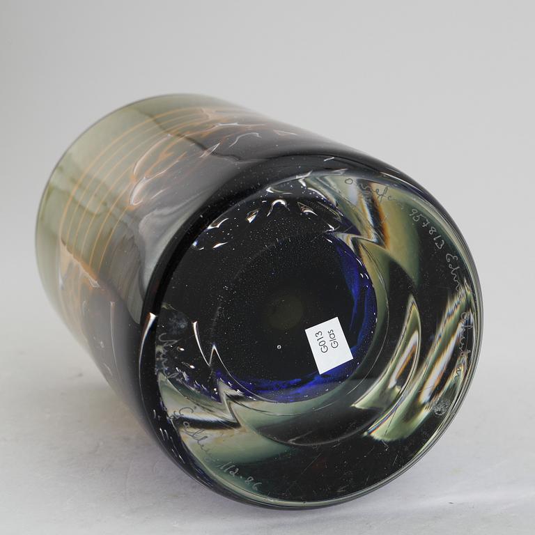 Edvin Öhrström, a signed glass vase, 'Gondoljären', Orrefors, 1986.