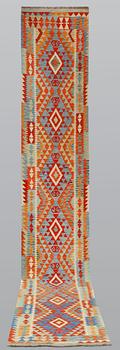 A runner, Kilim, ca 494 x 77 cm.