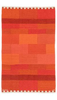 Marianne Richter, A carpet, "Muren röd", flat weave, ca 186 x 117 cm, signed AB MMF MR.