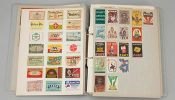 TÄNDSTICKSETIKETTER I ALBUM. ca 200-300. 1900-talets första hälft.