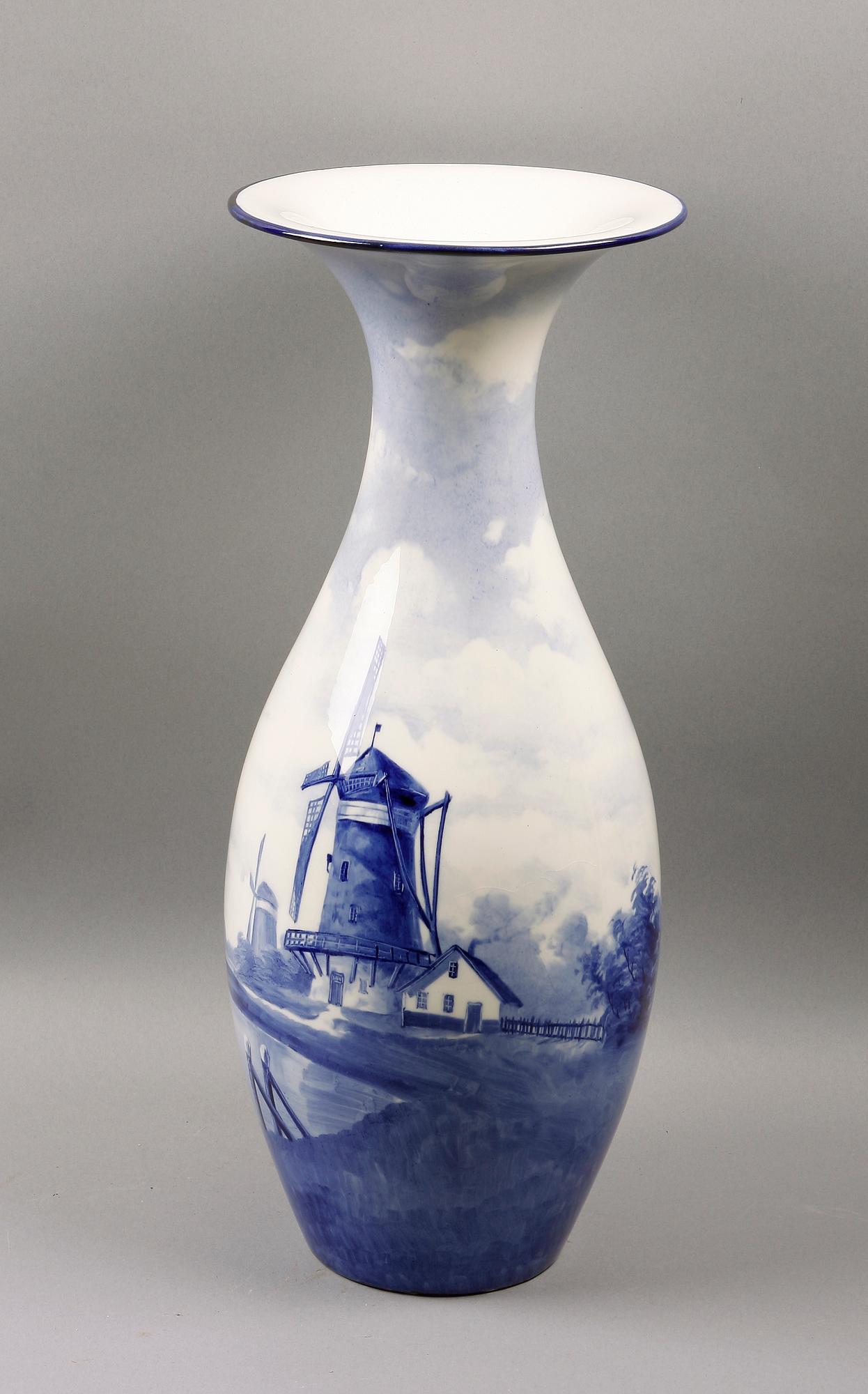 GOLVVAS, flintgods. Rörstrand. Omkring 1900.