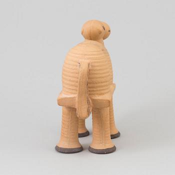 LISA LARSON,  figurin, stengods, "Kamel", ur serien "Jura", Gustavsberg. Formgiven 1971.