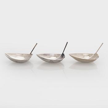 Tapio Wirkkala, Three 'TW 4' silver bowls, Kultakeskus, Hämeenlinna 1959, 1958, and 1961.