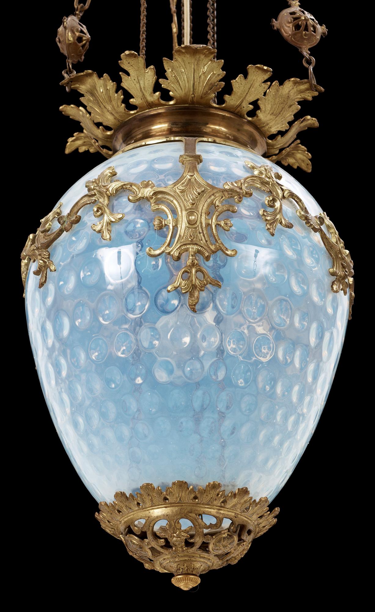 TAKLAMPA, sk Månskenslampa, nyrokoko, 1800-talets slut. H 43.
