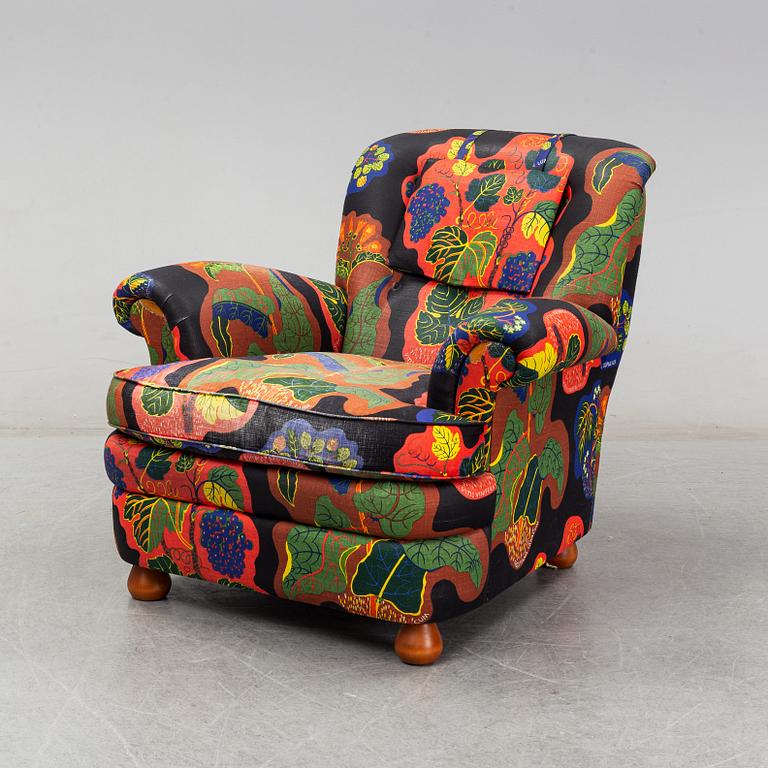 A model 336 easy chair by Josef Frank for Firma Svenskt Tenn.