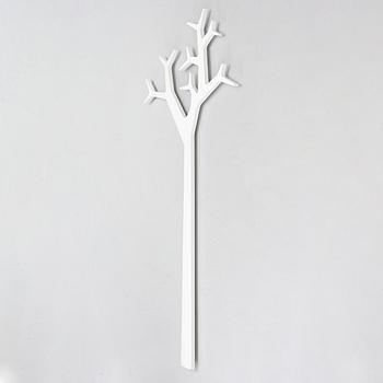 Michael Young & Katrin Petersdottir, klädhängare, "Tree", Swedese.