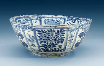 A blue and white punch bowl, Ming dynasty, Wanli (1573-1613).