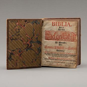 KARL XII:S FÄLTBIBEL, "Biblia, thet är all then Helga skrift på swensko...", Stockholm, 1709.