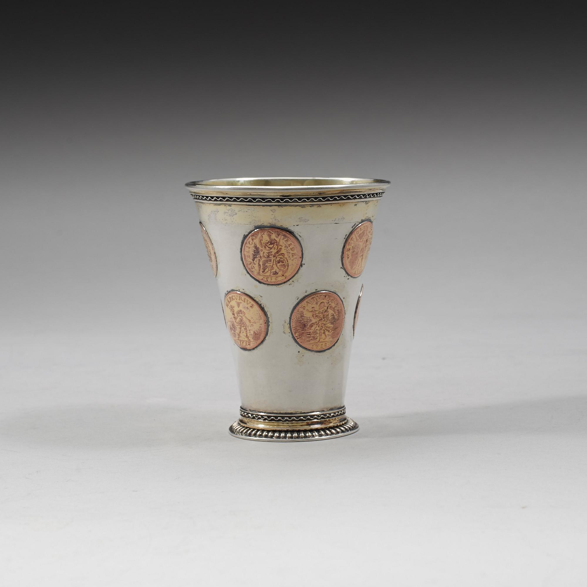 BÄGARE med nödmynt, ostämplad, Sverige 1730-tal.