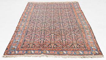 An antique Malayer carpet, west persia c 289 x 149 cm.