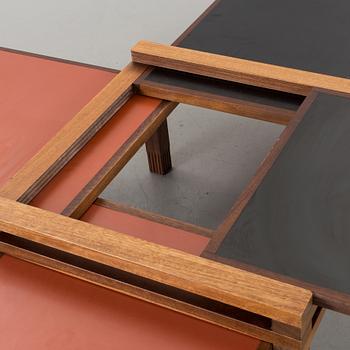 A coffe table by Bernard Vuarnesson, Sculptures Jeux, 1980s,