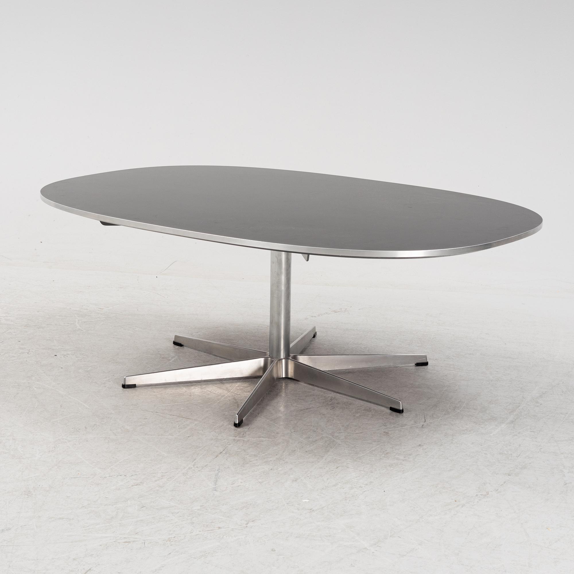 Bruno Mathsson & Piet Hein, soffbord, "Superellips", Fritz Hansen, Danmark,