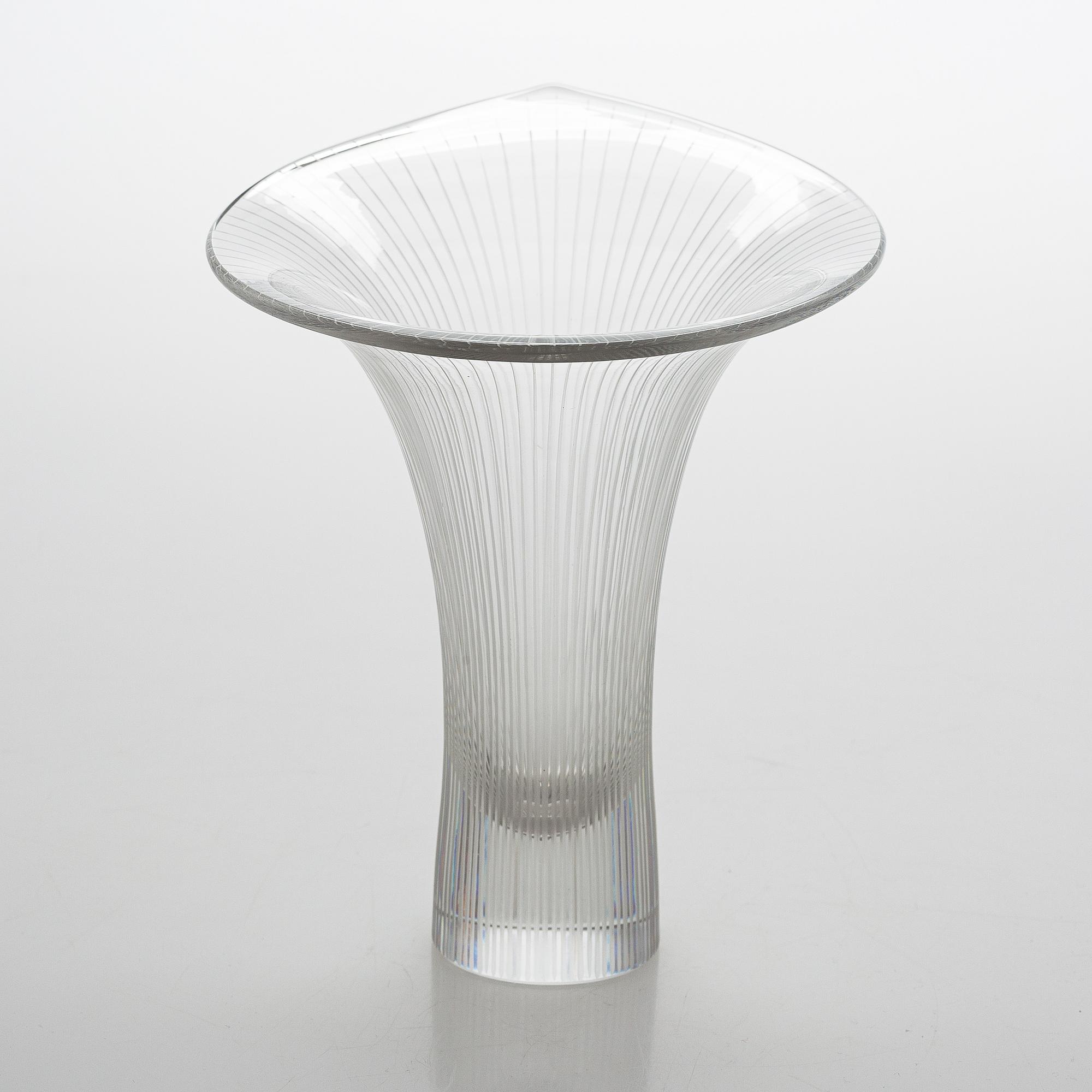 Tapio Wirkkala, a 'Chanterelle' vase, signed Tapio Wirkkala, Iittala -55.