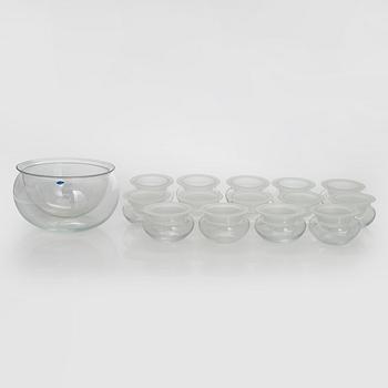 Signe Persson-Melin, skålar 14 st "Boda Frost", för Boda sent 1900-tal samt skålar 2 st.