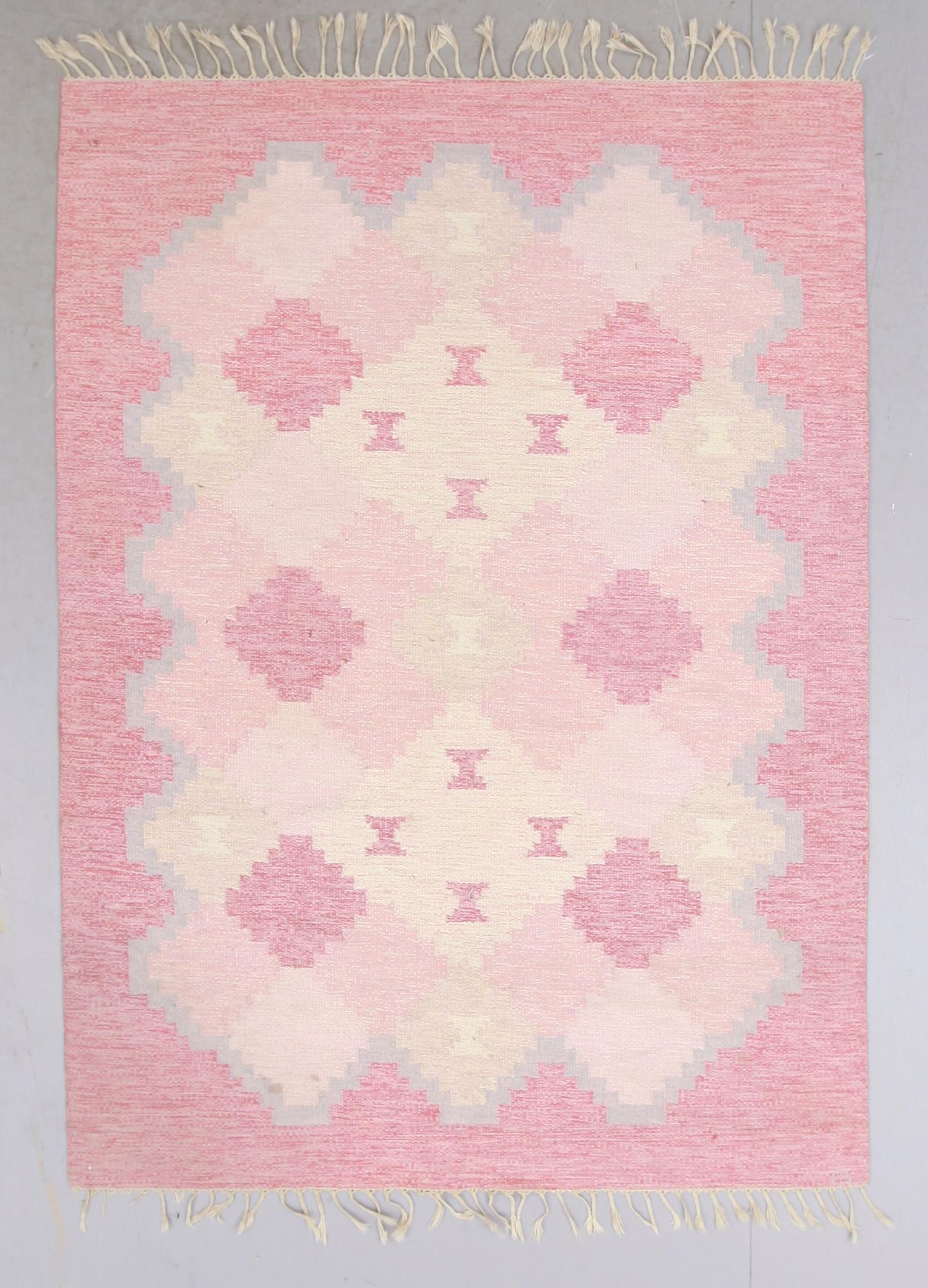 MATTA, rölakan, signerad IS, Ingegerd Silow. Ca 228 x 166 cm.