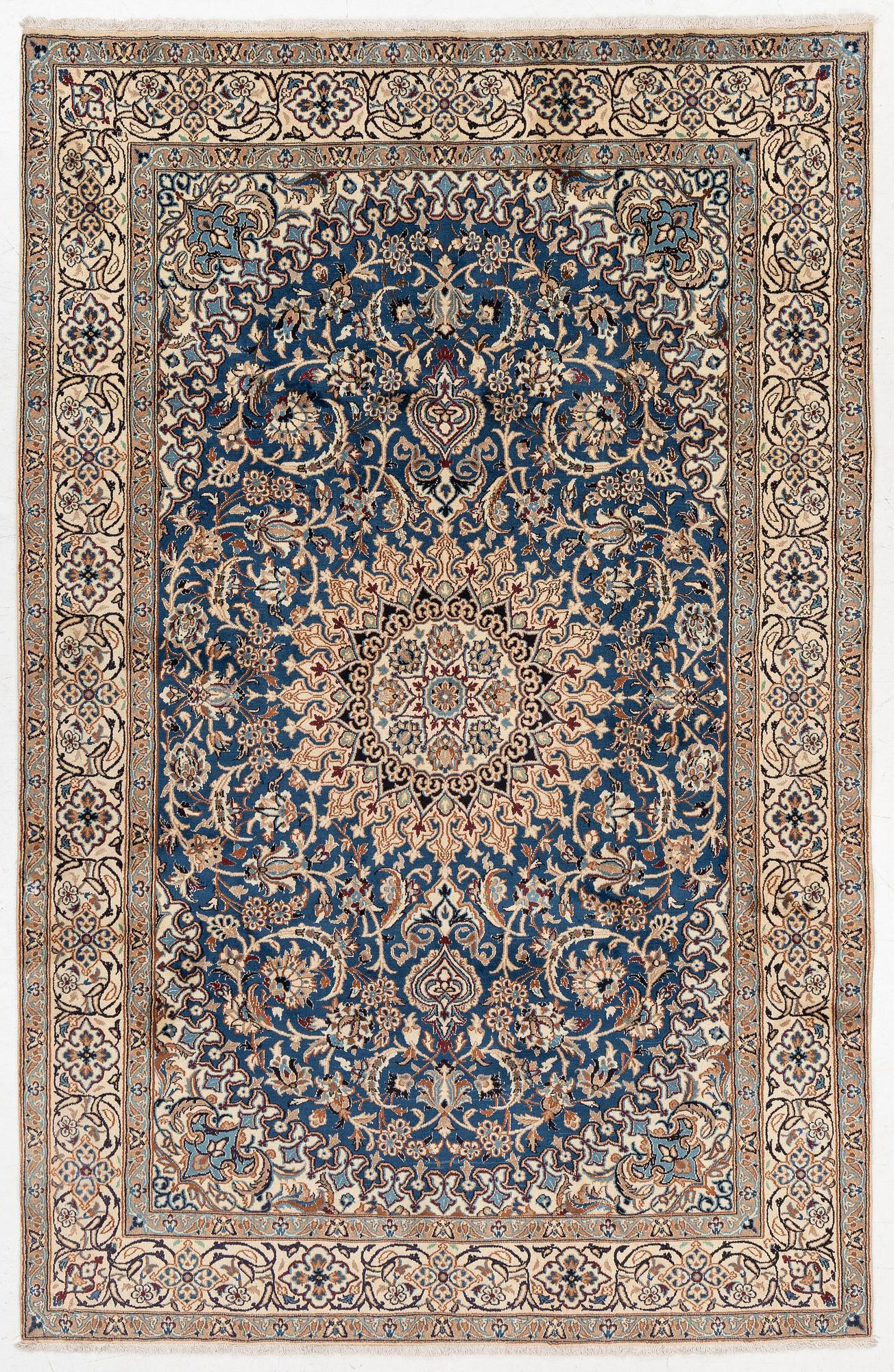 Carpet, Nain, approx. 300 x 193 cm.