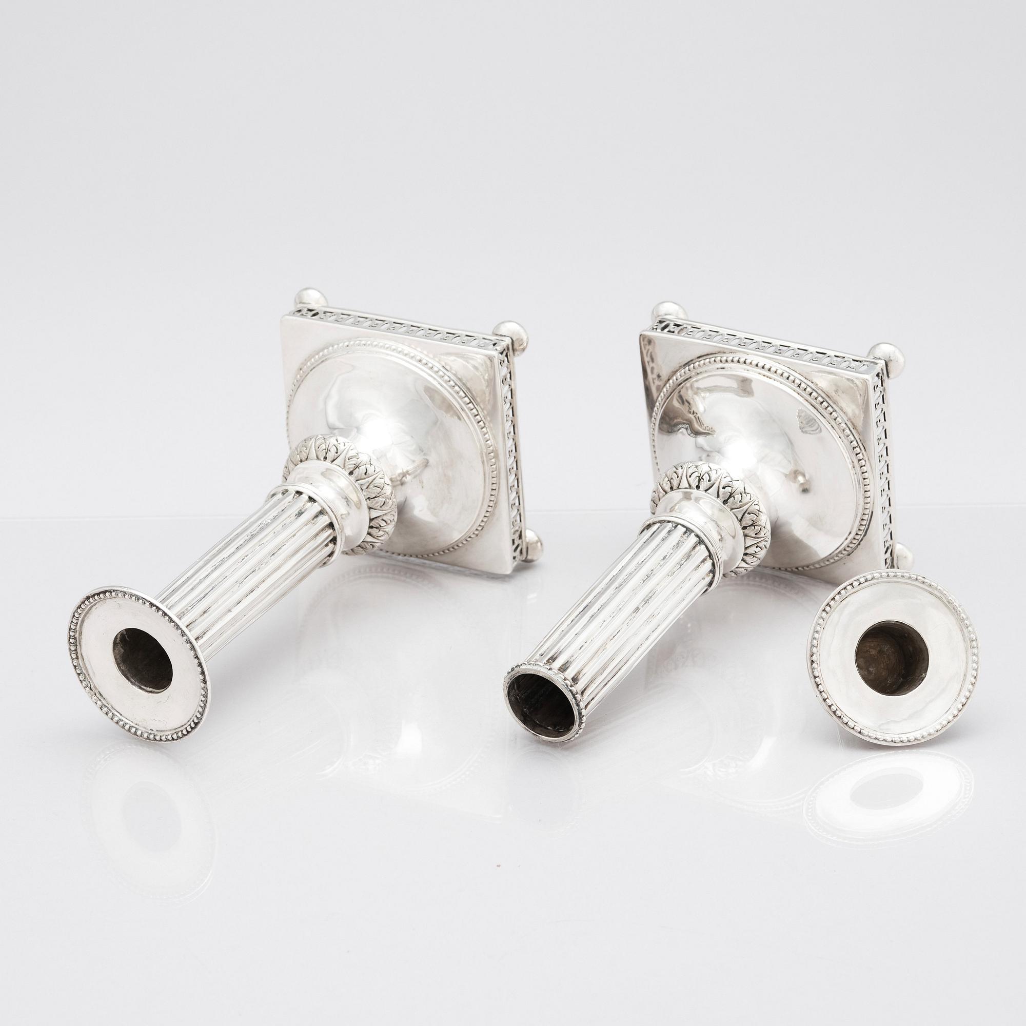 Mikael Nyberg, ljusstakar, ett par, silver, Stockholm 1795. Gustavianska.