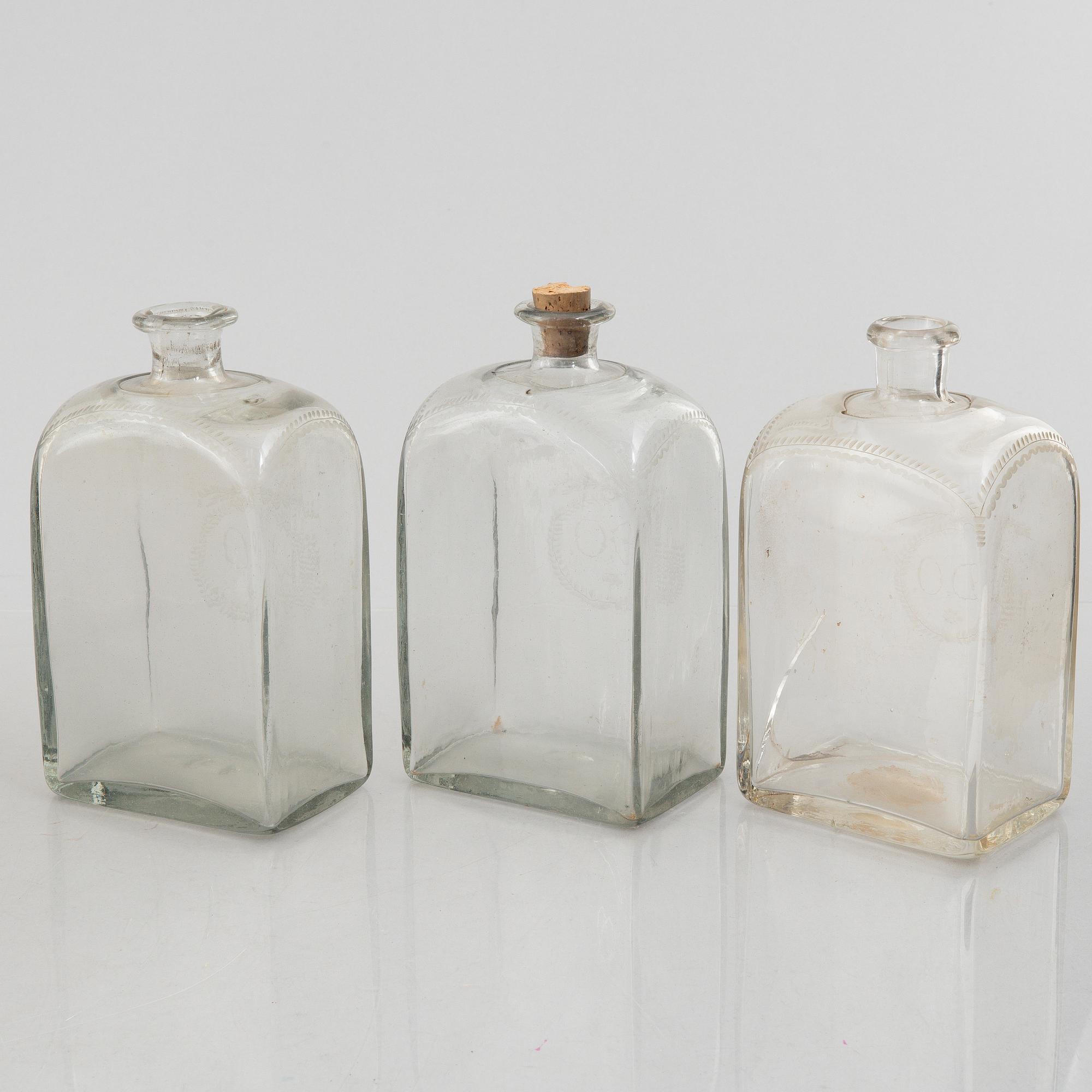A flask box, 19th century.