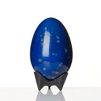 Hans Hedberg, a faience sculpture of an egg, Biot, France.