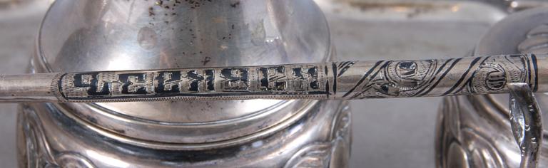 SKRIVBORDSUPPSATS, silver, Karlshamn, 1853, vikt ca 680 g.