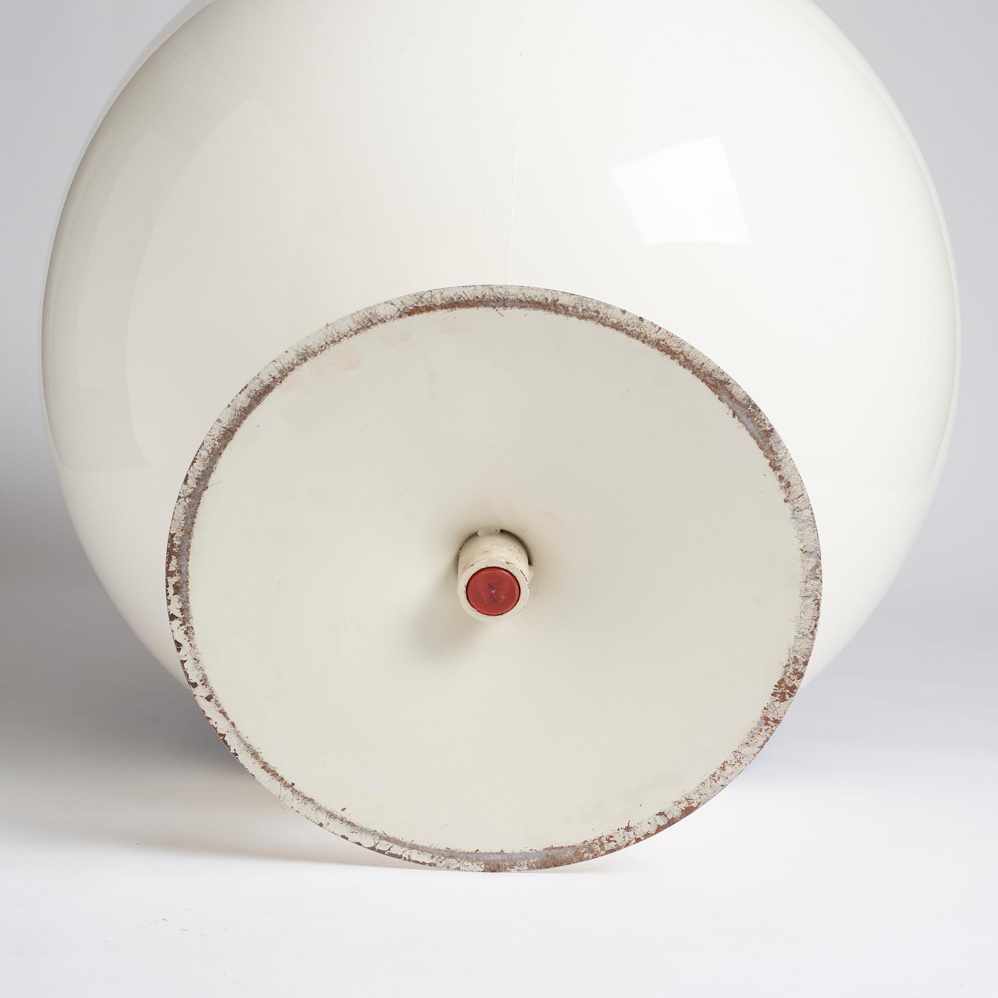 Eero Aarnio, a 'Ball chair', Asko International, 1960-70s.