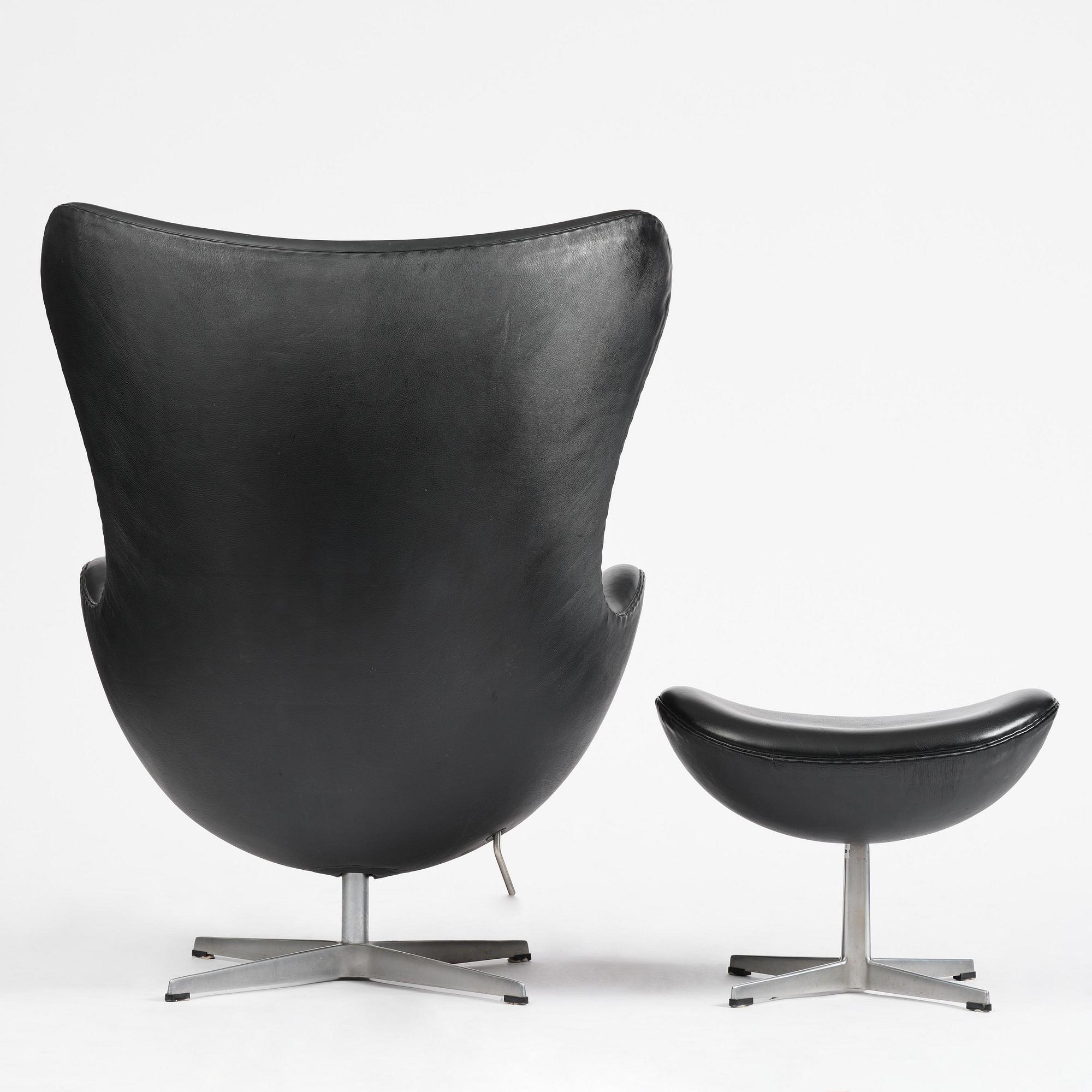 Arne Jacobsen, an "Egg" chair with ottoman, Fritz Hansen, Denmark, 2001.