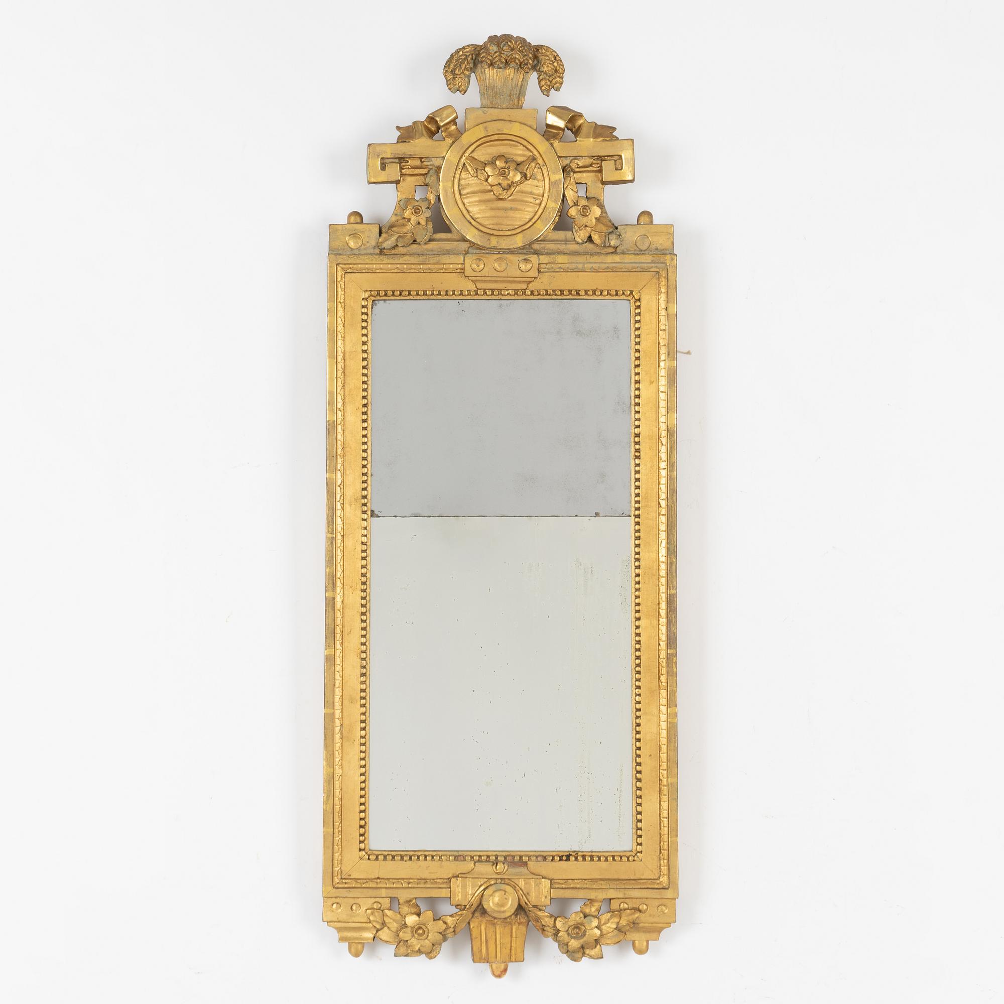 Spegel, 1700-talets slut. Gustaviansk.