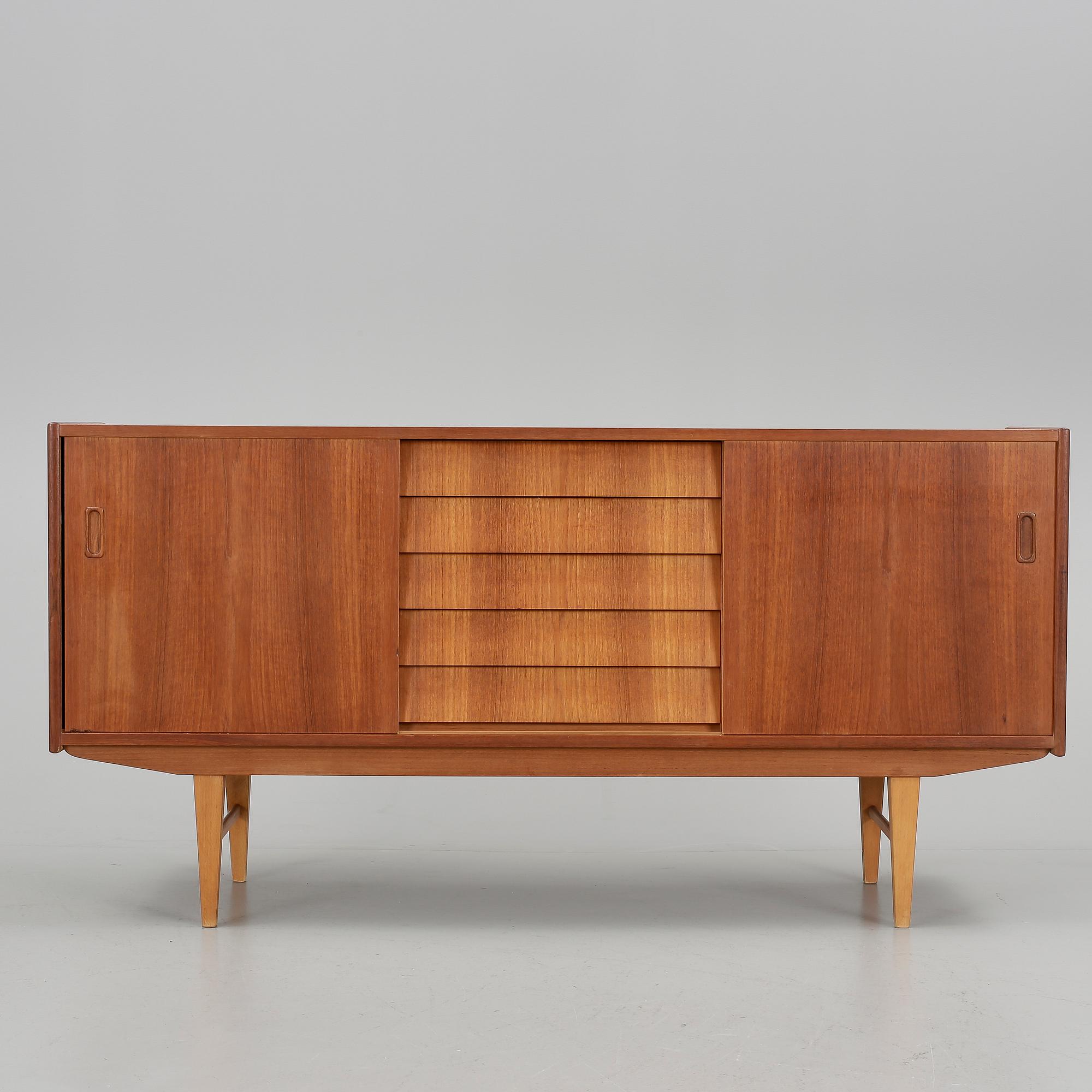 SIDEBOARD, 1960-tal.