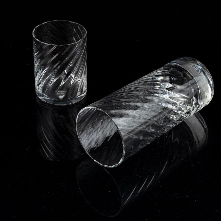 Gunnar Cyrén, a 'Helena' glass service, 33 pieces. Orrefors.