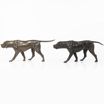 Two dogs.