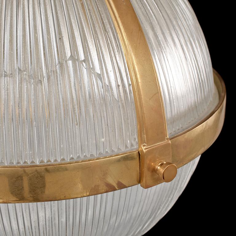 TAKLAMPA, omkring 1900-talets mitt. Höjd ca 65 cm.