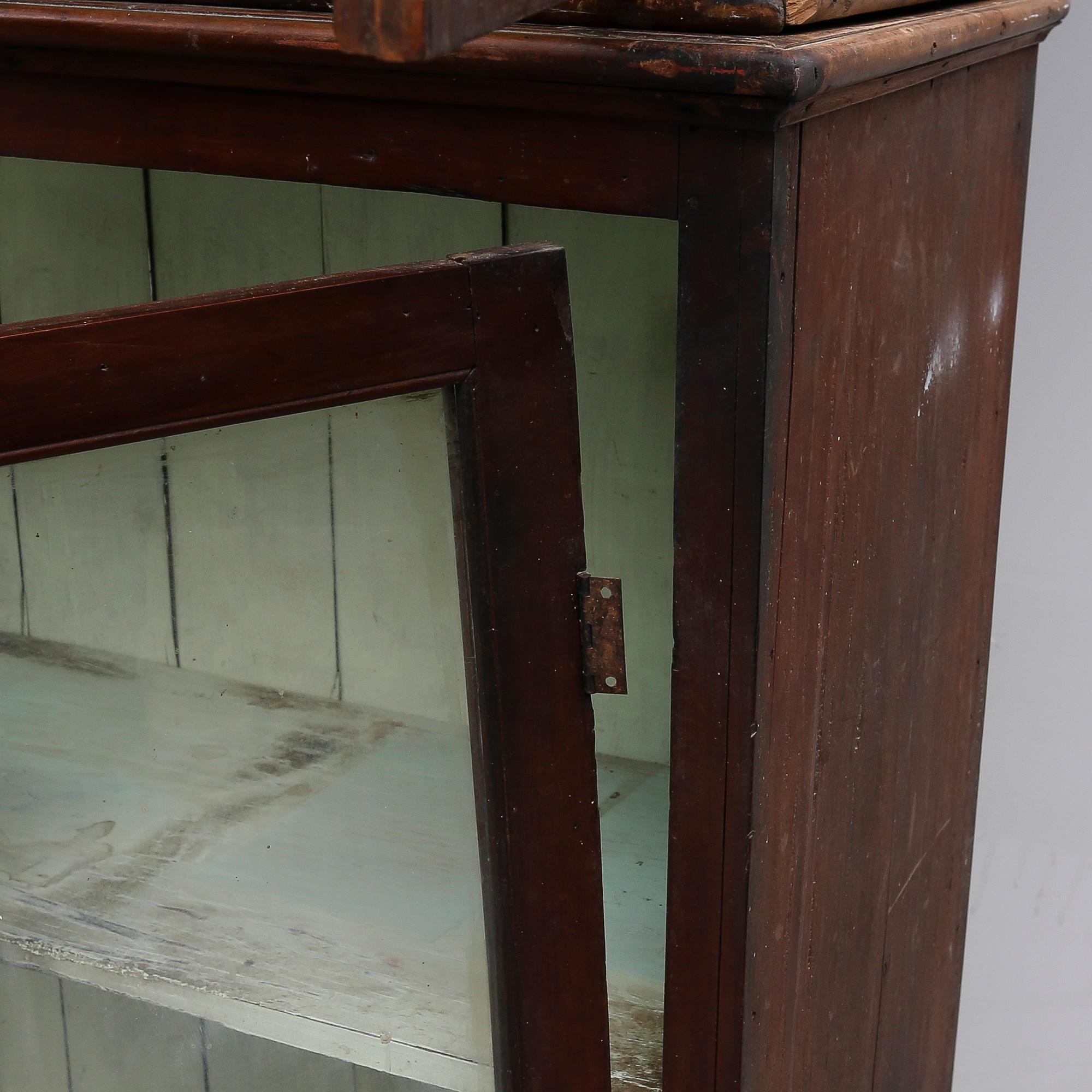 SKÅP, omkring år 1900.