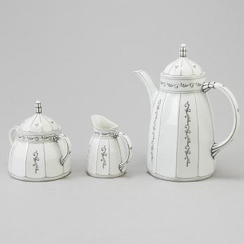 A set of 26 pieces of a coffee service, designed by Einar Forseth, Lidköpings porslinsfabrik, 1920´s.