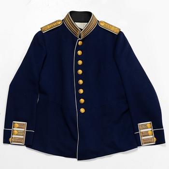 Uniform, svensk för grenadjärofficer, sydd av Bröderna Johnsson, Örebro.1917.