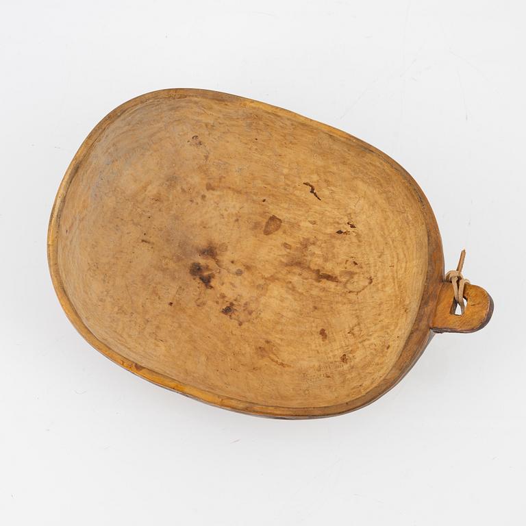 A birch bowl, signed NN and dated 24/10 1939.