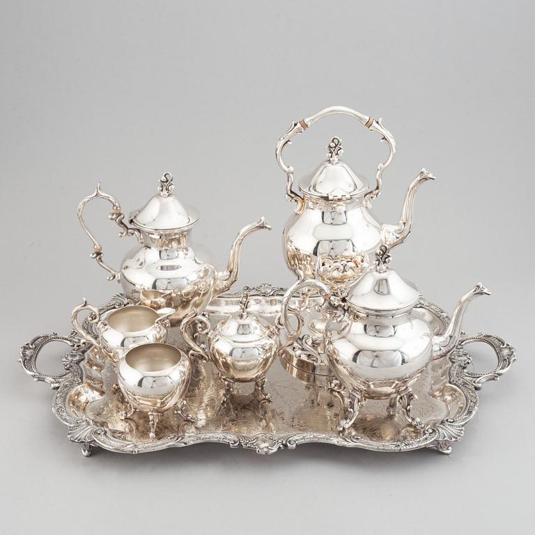 A rococo-style silver plated coffee- and tea service, Birmingham Silver Co, USA, 20th century. (7 pieces).