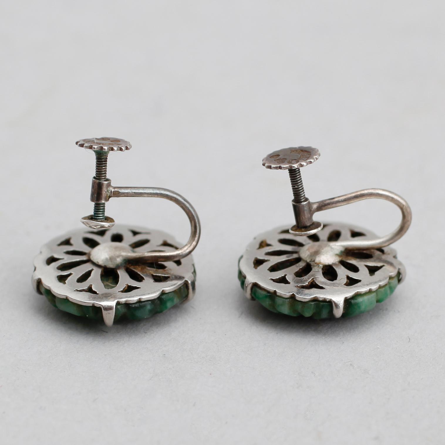ÖRHÄNGEN, 1 par, silver, jade/nefrit, svenska stämplar 1945.