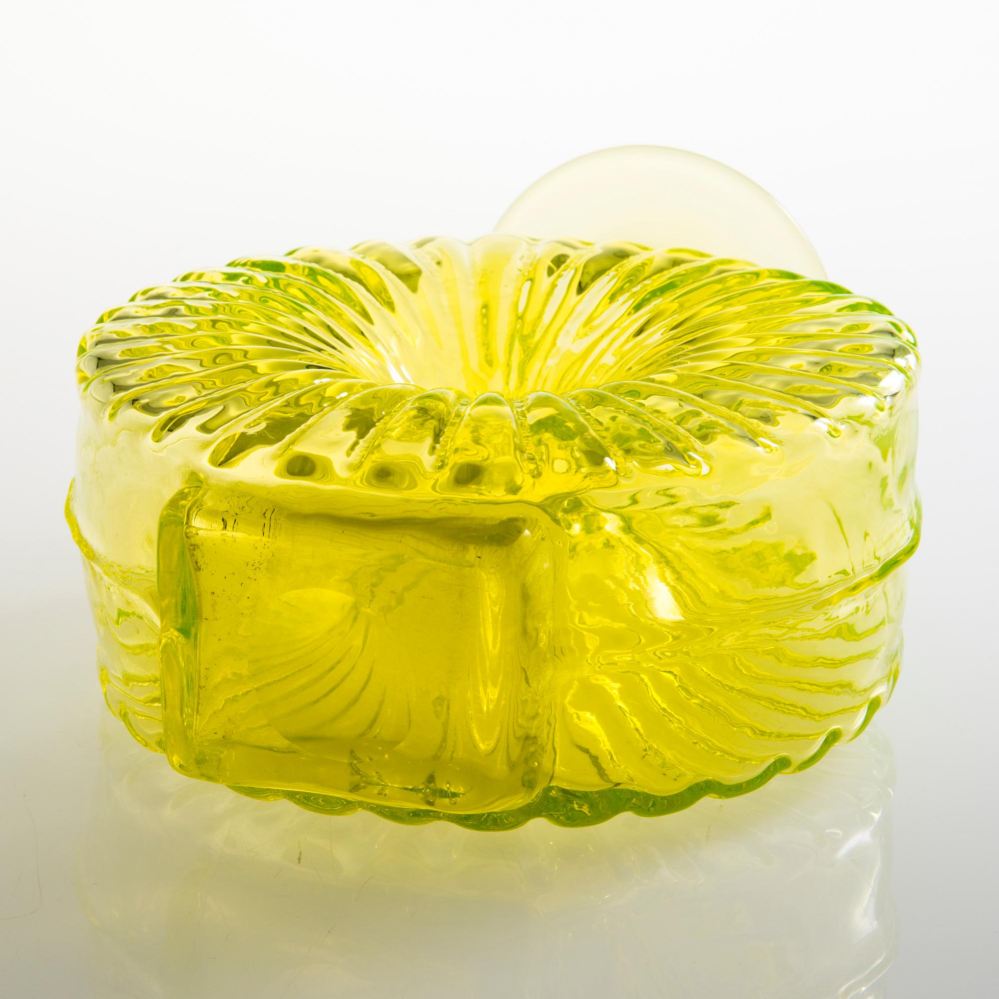 HELENA TYNELL, a 'Sun bottle' for Riihimäen Lasi Oy. In production 1964-1974.