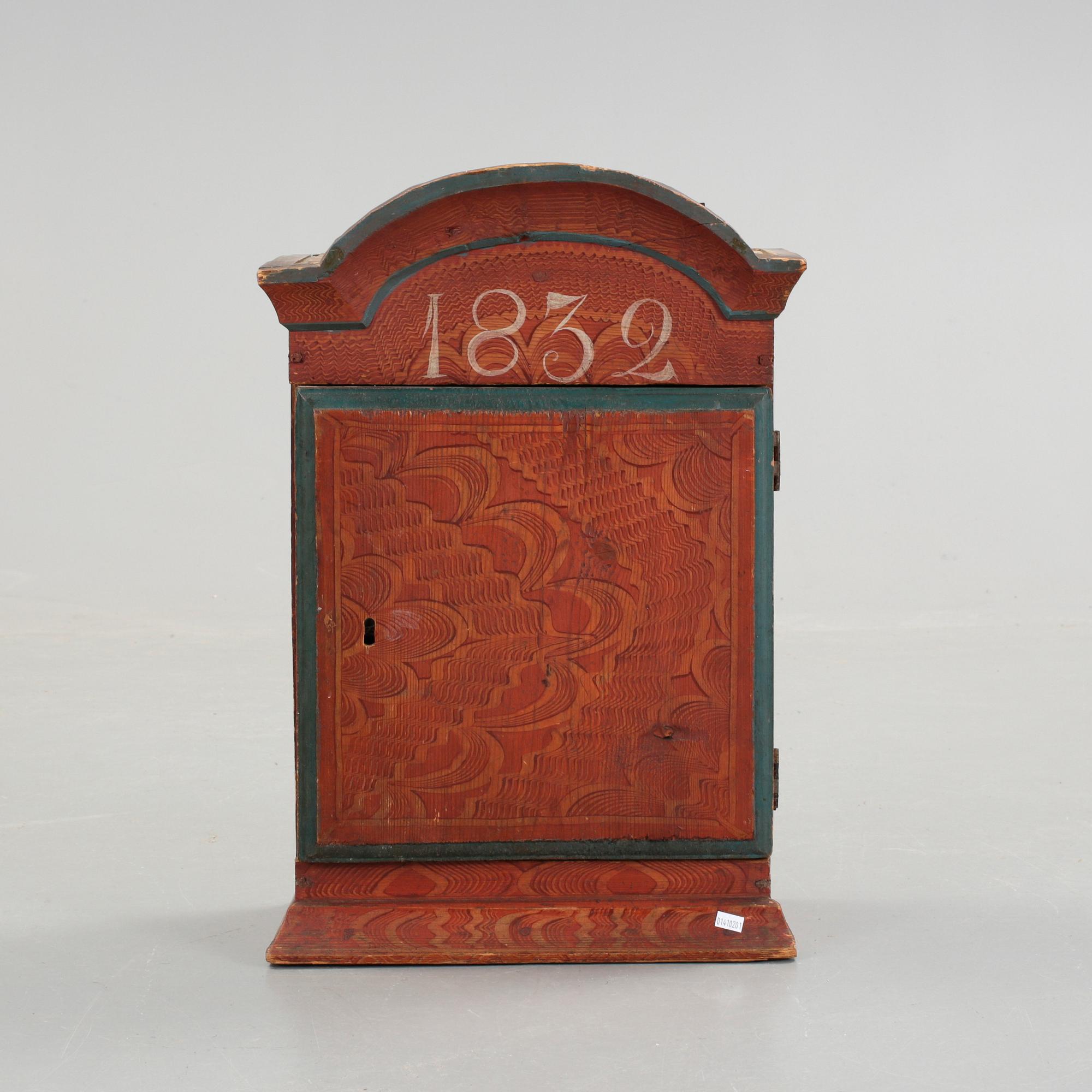 VÄGGSKÅP, allmoge, daterat 1832.