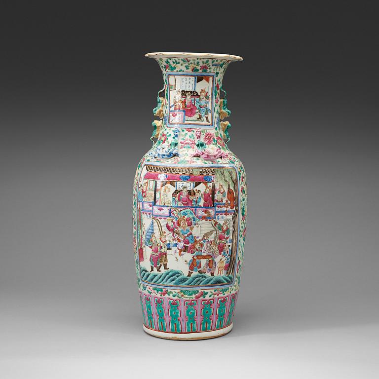 VAS, porslin. 1800-tal.
