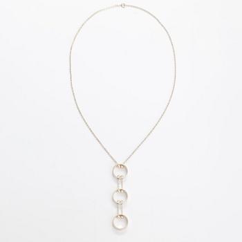 Elis Kauppi, A silver necklace. Kupittaan kulta, Turku 1966.