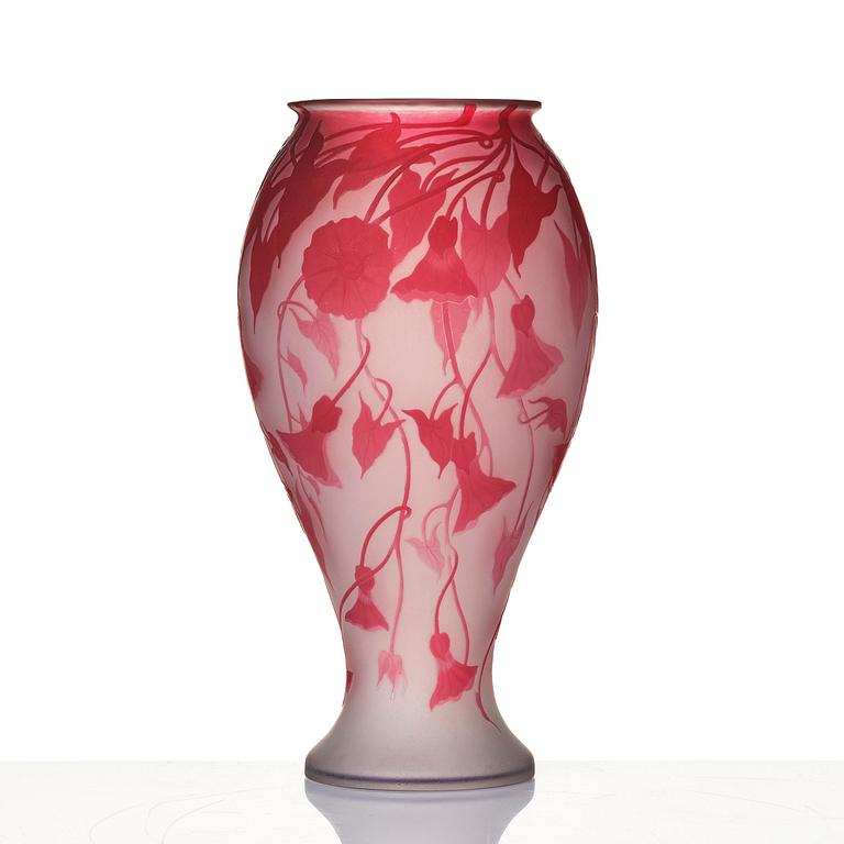 Alf Wallander, an Art Nouveau cameo glass vase, Kosta, Sweden, ca 1908-1909.