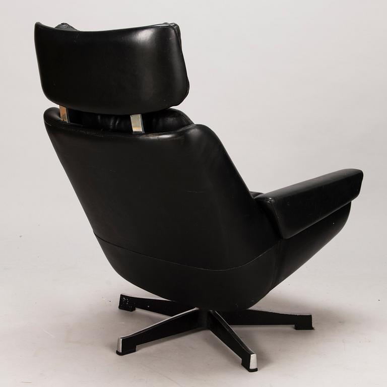 KURT HVITSJÖ, A 1970s armchair.