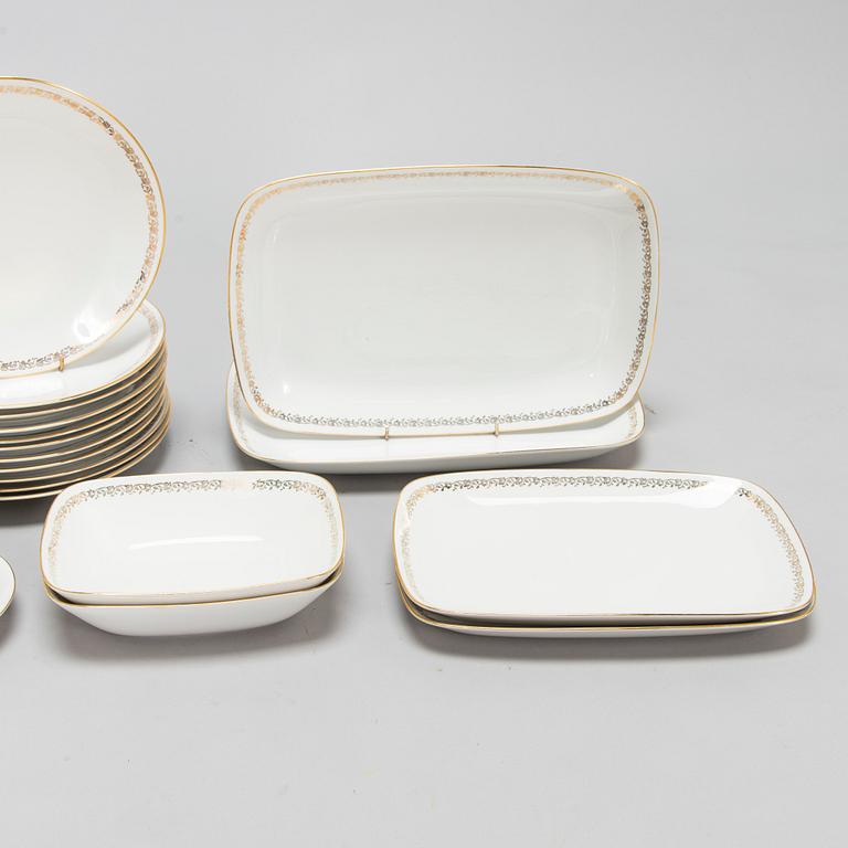 42 pieces of porcelain 'Lenita' dinnerware, for Rörstrand.