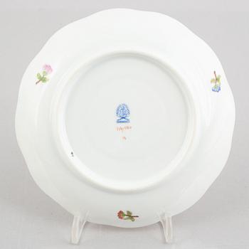 A 9-piece Herend porcelain tea service, 'Queen Victoria', Hungary.