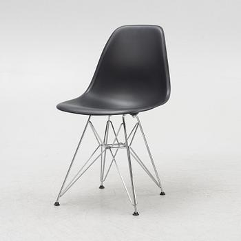 Charles & Ray Eames, stol, "Plastic Chair DSR", Vitra, 2010.