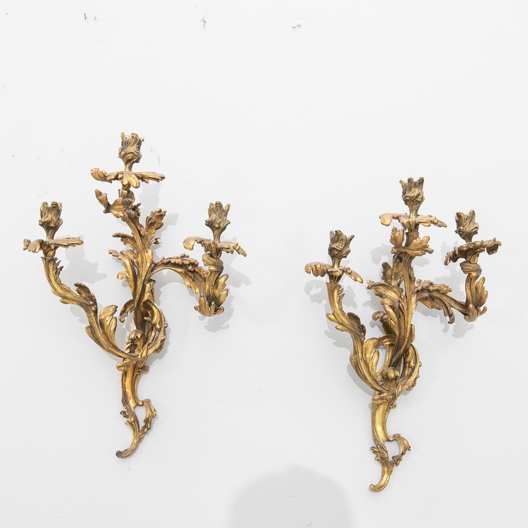 Appliquer ett par Louis XV-stil 1900-tal.